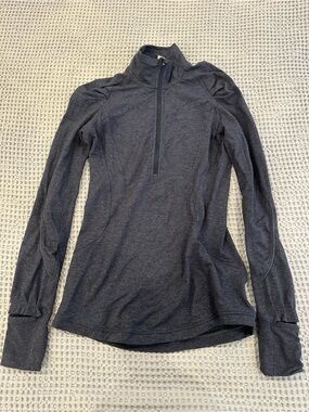 Lulu Lemon 1/4 Zip Size 2